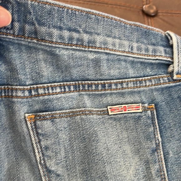 Hudson distressed jean shorts size 27 - Picture 6 of 7